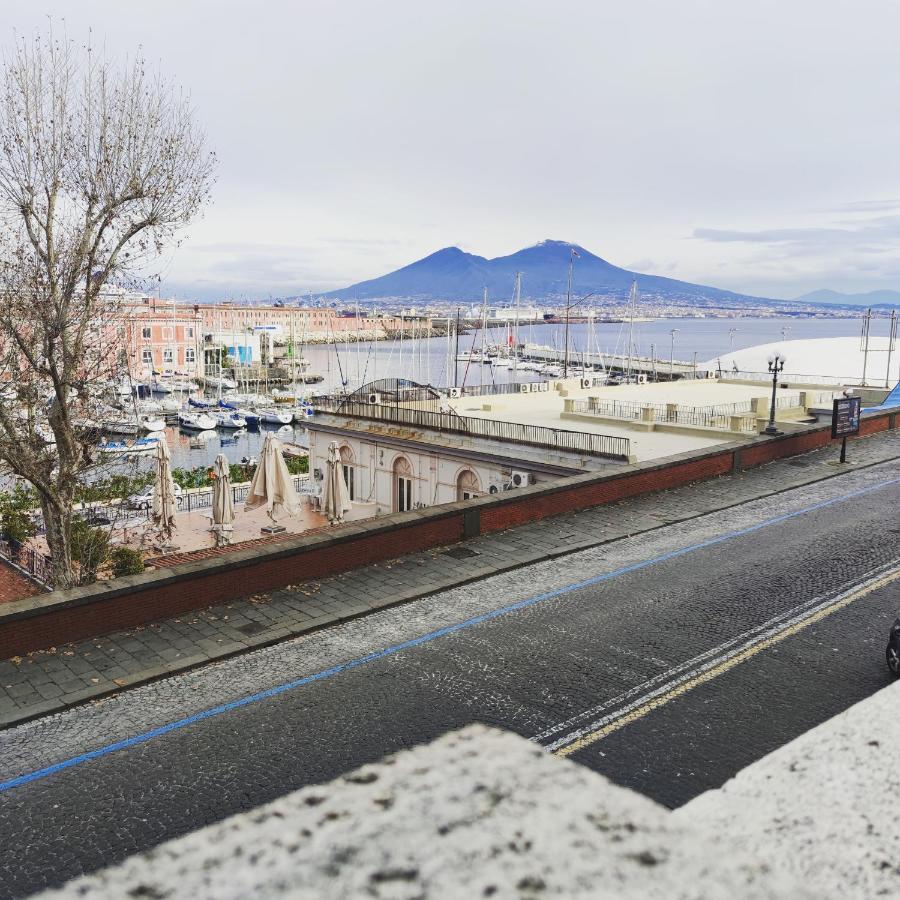 Borgo Santa Lucia Apartment 那不勒斯 外观 照片